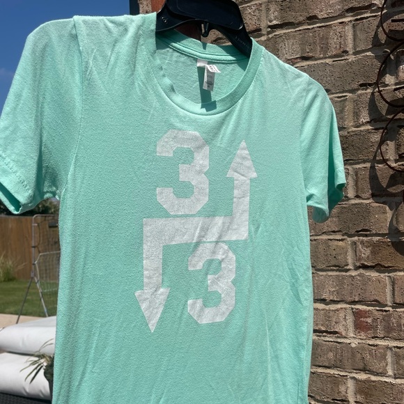 3 up ⬆️ 3 down ⬇️ mint green SS tshirt - baseball /softball. XS Bella canvas. - Picture 2 of 7